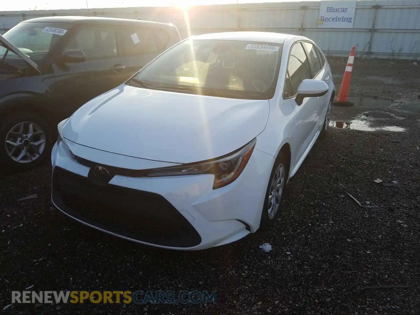 2 Photograph of a damaged car JTDEPRAE5LJ038029 TOYOTA COROLLA 2020