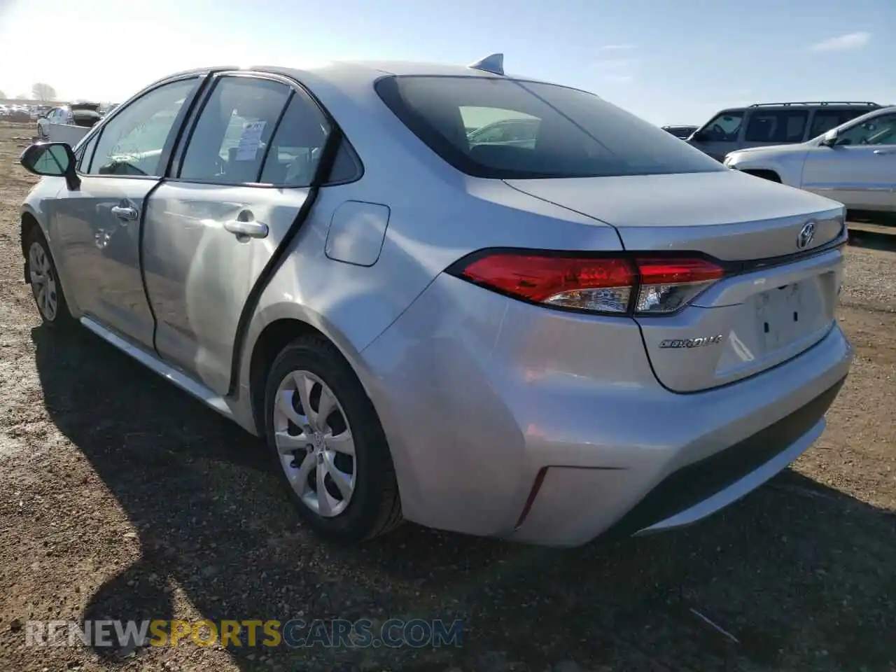 3 Photograph of a damaged car JTDEPRAE5LJ038046 TOYOTA COROLLA 2020