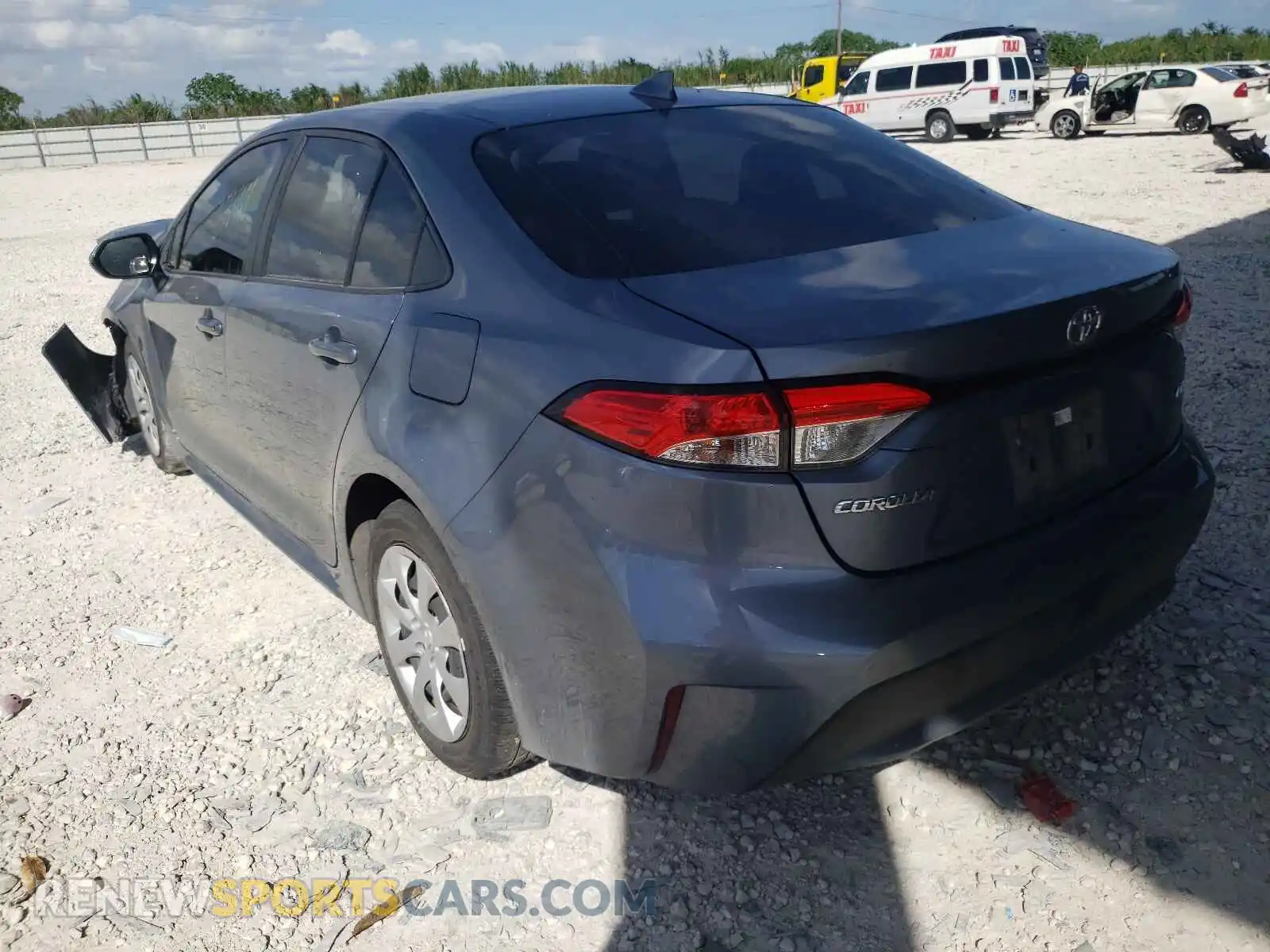 3 Photograph of a damaged car JTDEPRAE5LJ058281 TOYOTA COROLLA 2020