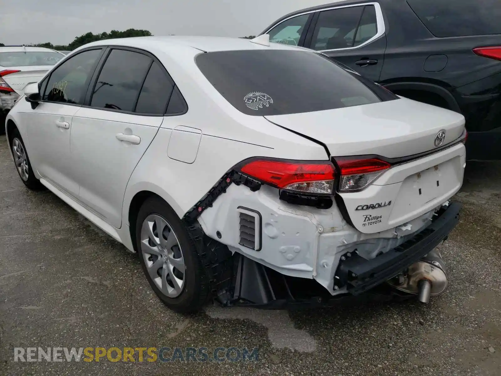 3 Photograph of a damaged car JTDEPRAE5LJ091992 TOYOTA COROLLA 2020