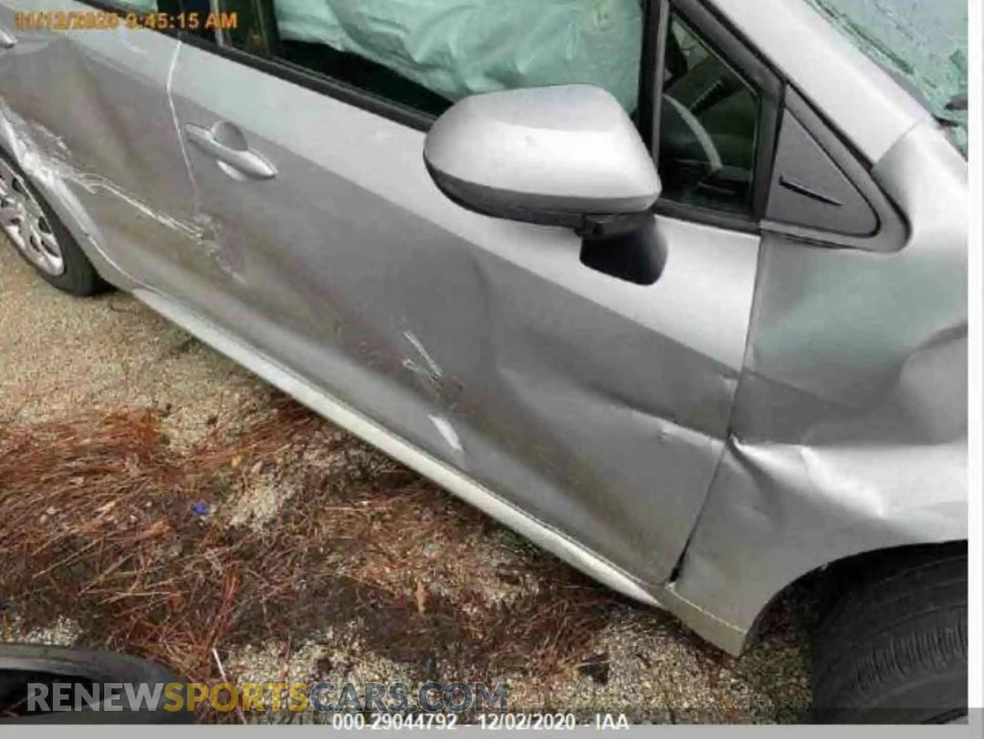 3 Photograph of a damaged car JTDEPRAE6LJ024401 TOYOTA COROLLA 2020