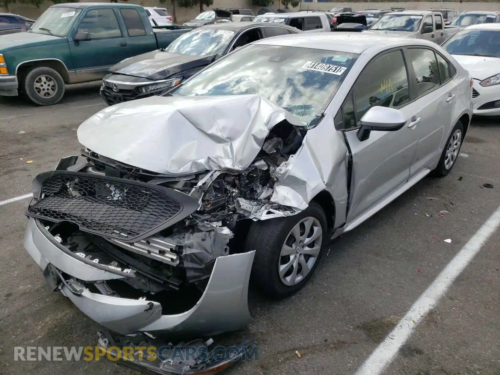 2 Photograph of a damaged car JTDEPRAE6LJ051906 TOYOTA COROLLA 2020