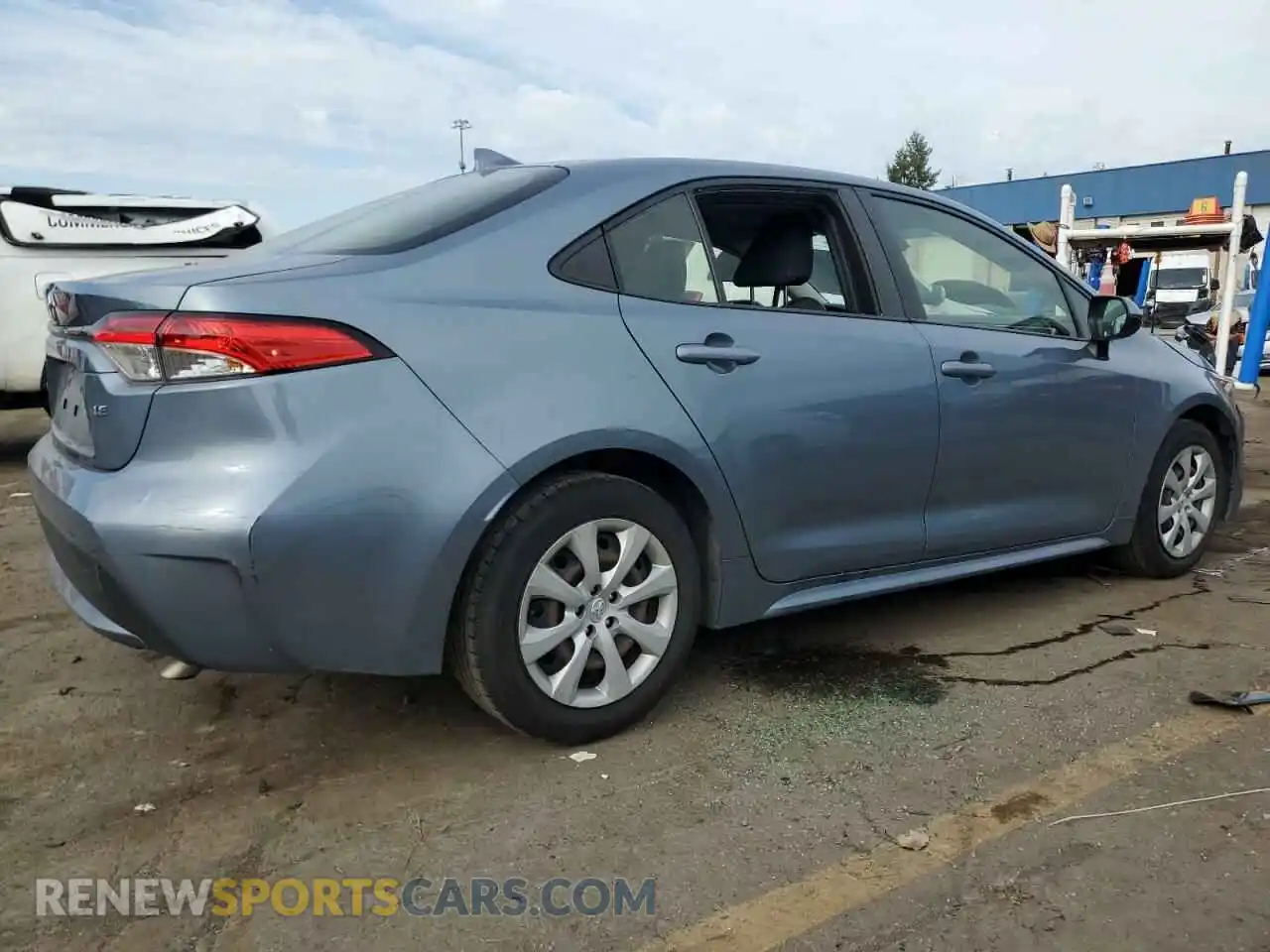 3 Photograph of a damaged car JTDEPRAE7LJ040641 TOYOTA COROLLA 2020