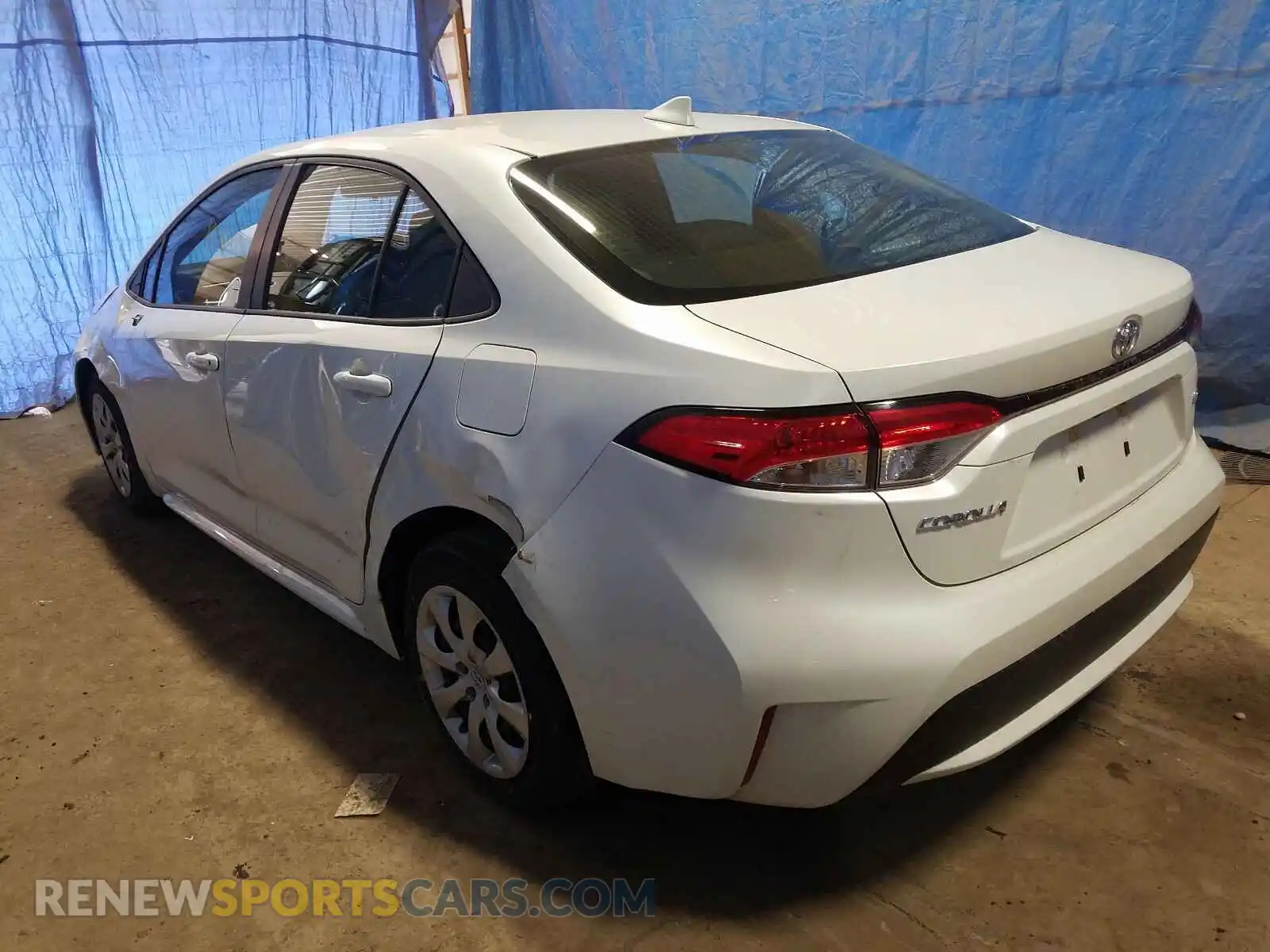 3 Photograph of a damaged car JTDEPRAE7LJ043586 TOYOTA COROLLA 2020