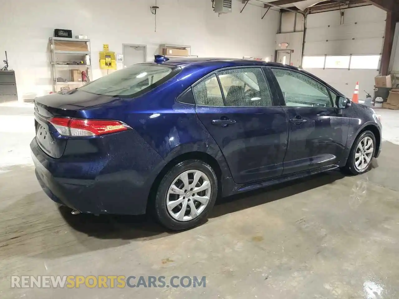 3 Photograph of a damaged car JTDEPRAE7LJ067211 TOYOTA COROLLA 2020