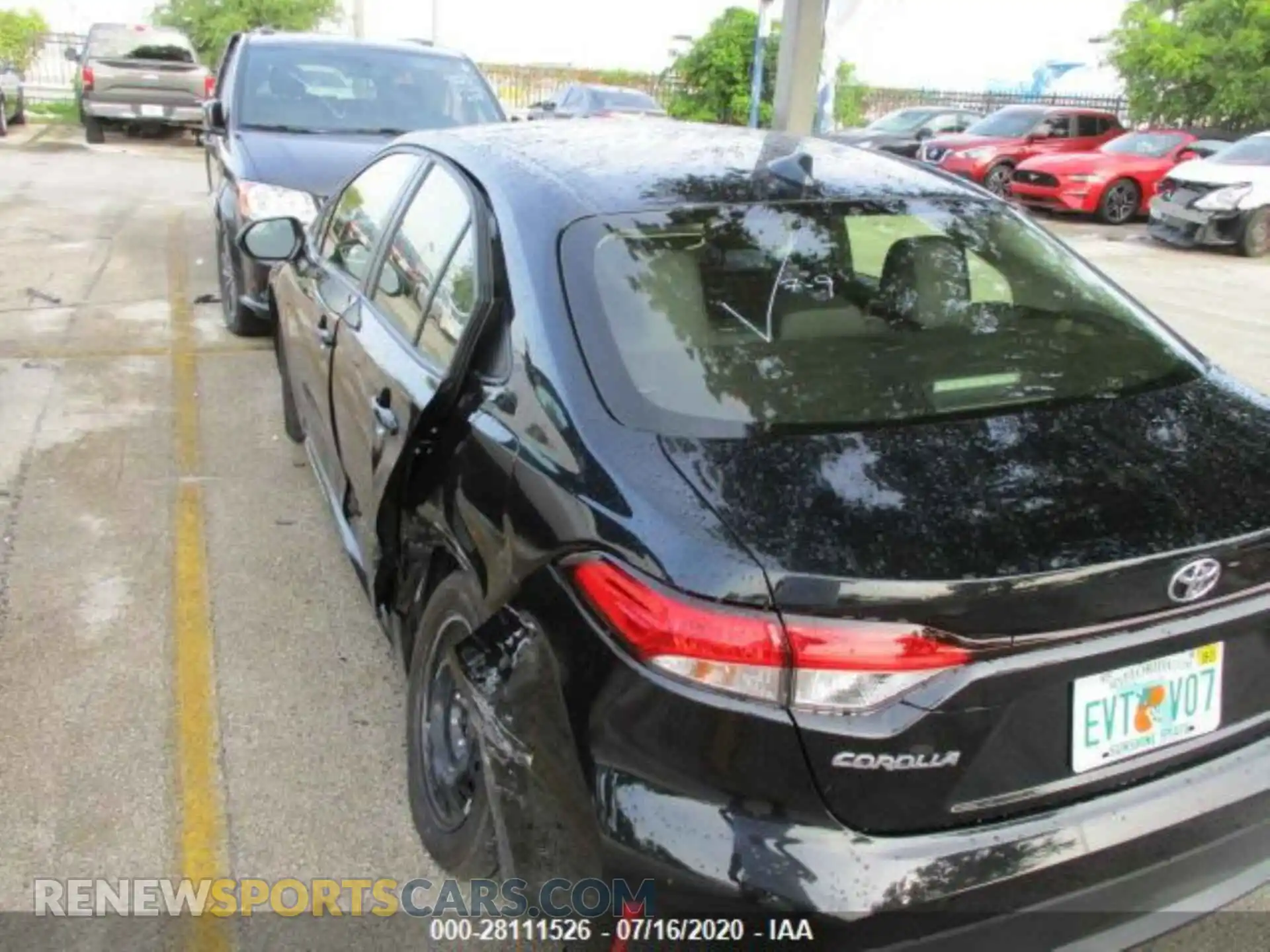 2 Photograph of a damaged car JTDEPRAE7LJ096501 TOYOTA COROLLA 2020