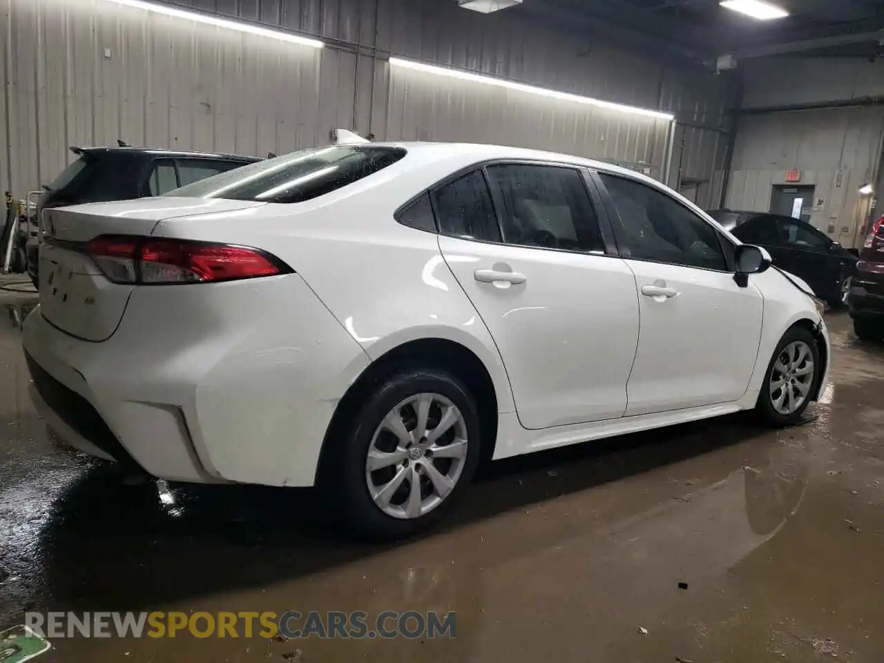 3 Photograph of a damaged car JTDEPRAE7LJ096806 TOYOTA COROLLA 2020