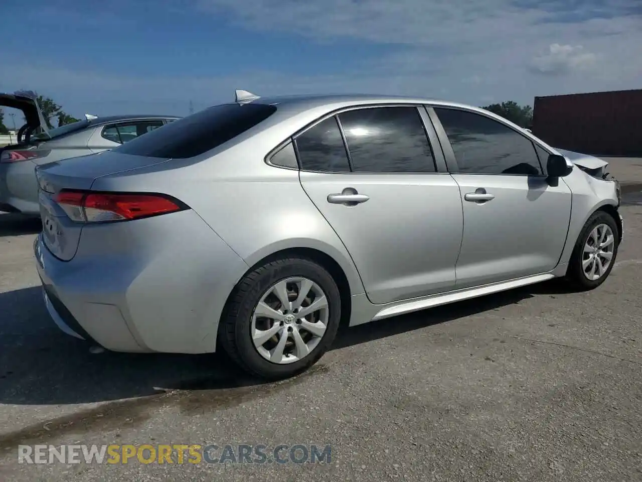 3 Photograph of a damaged car JTDEPRAE7LJ098460 TOYOTA COROLLA 2020