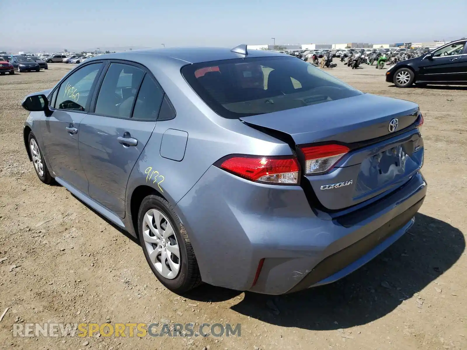 3 fotografías del automóvil dañado JTDEPRAE8LJ013822 TOYOTA COROLLA 2020