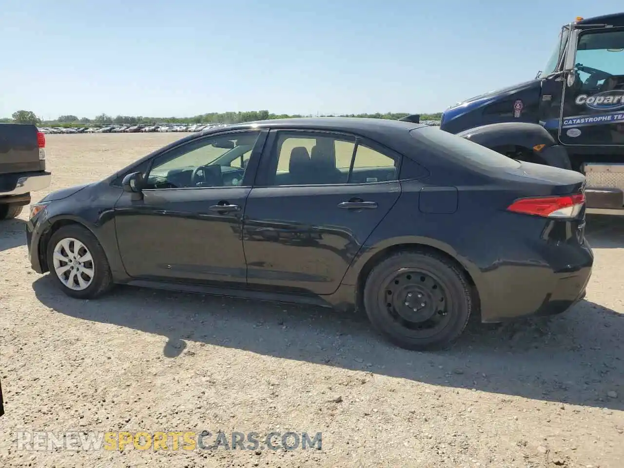 2 Photograph of a damaged car JTDEPRAE8LJ036873 TOYOTA COROLLA 2020