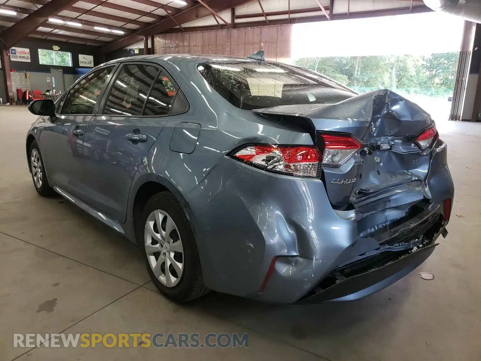 3 Photograph of a damaged car JTDEPRAE8LJ042348 TOYOTA COROLLA 2020