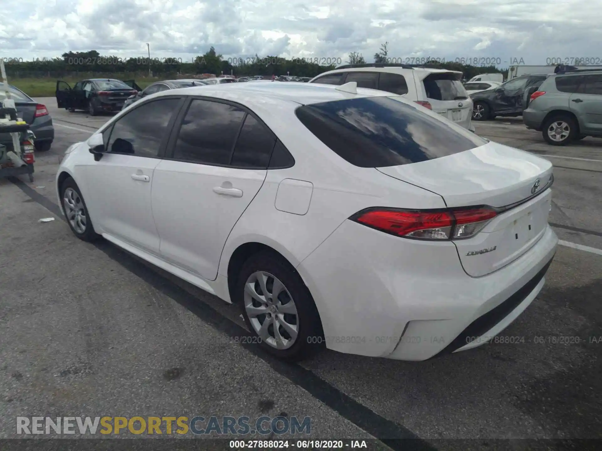 3 Photograph of a damaged car JTDEPRAE8LJ052572 TOYOTA COROLLA 2020