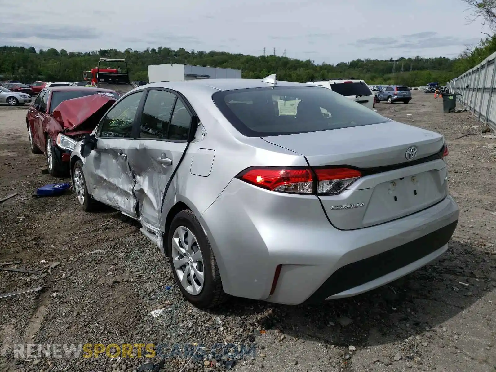 3 Photograph of a damaged car JTDEPRAE9LJ019323 TOYOTA COROLLA 2020