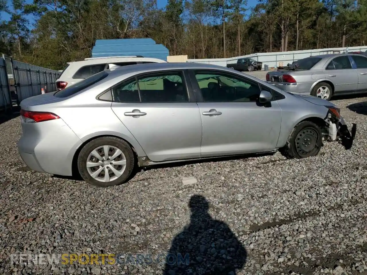 3 Photograph of a damaged car JTDEPRAEXLJ009982 TOYOTA COROLLA 2020