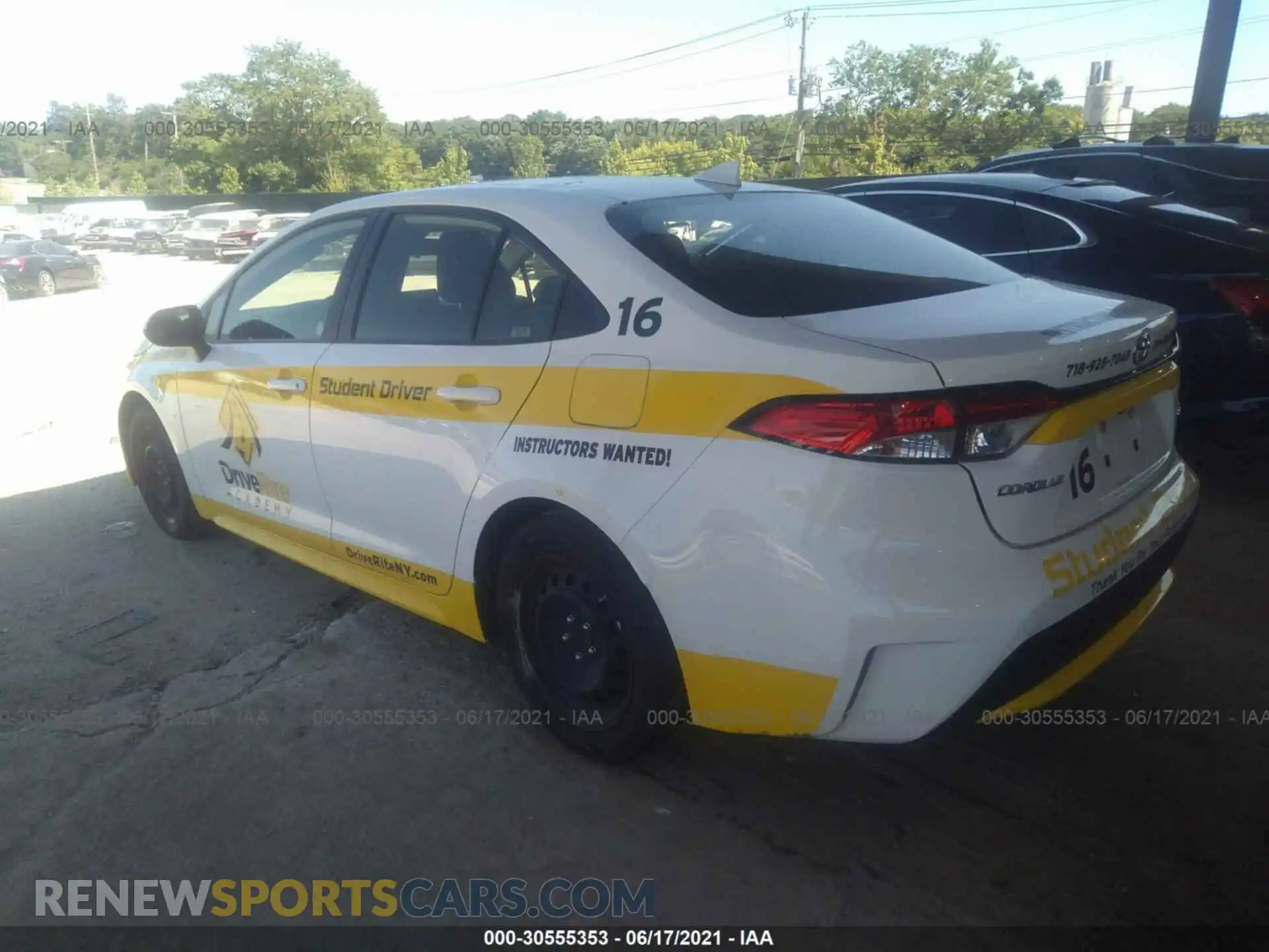 3 Photograph of a damaged car JTDEPRAEXLJ018200 TOYOTA COROLLA 2020