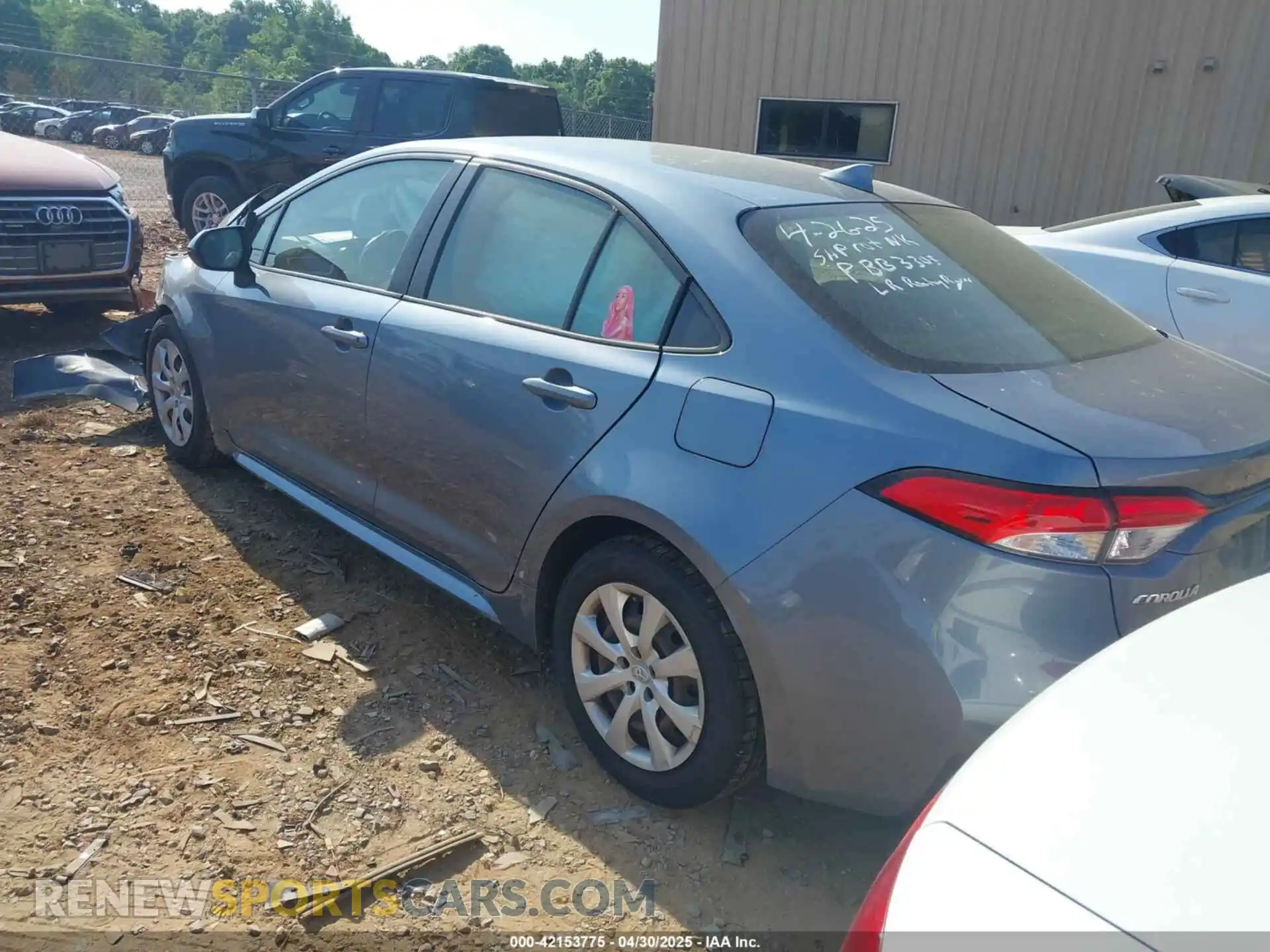 3 Photograph of a damaged car JTDEPRAEXLJ018939 TOYOTA COROLLA 2020