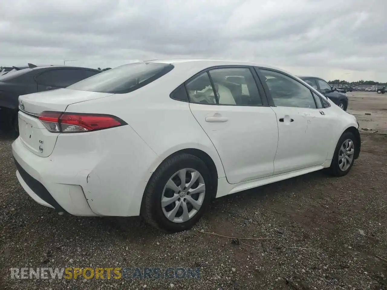 3 Photograph of a damaged car JTDEPRAEXLJ031853 TOYOTA COROLLA 2020