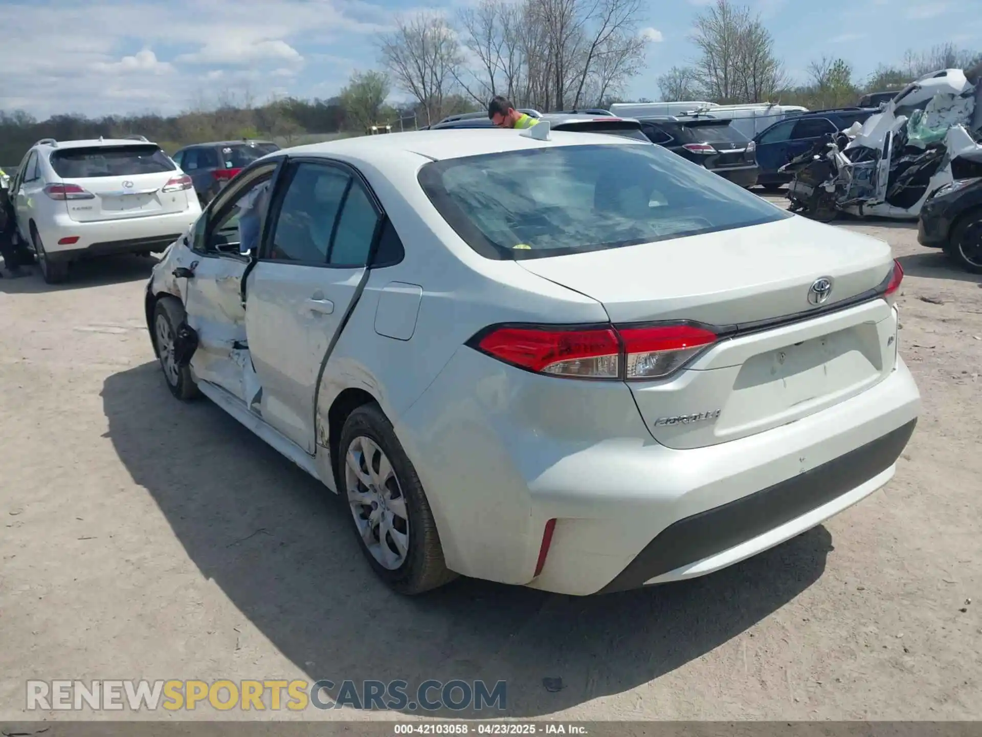 3 Photograph of a damaged car JTDEPRAEXLJ034199 TOYOTA COROLLA 2020