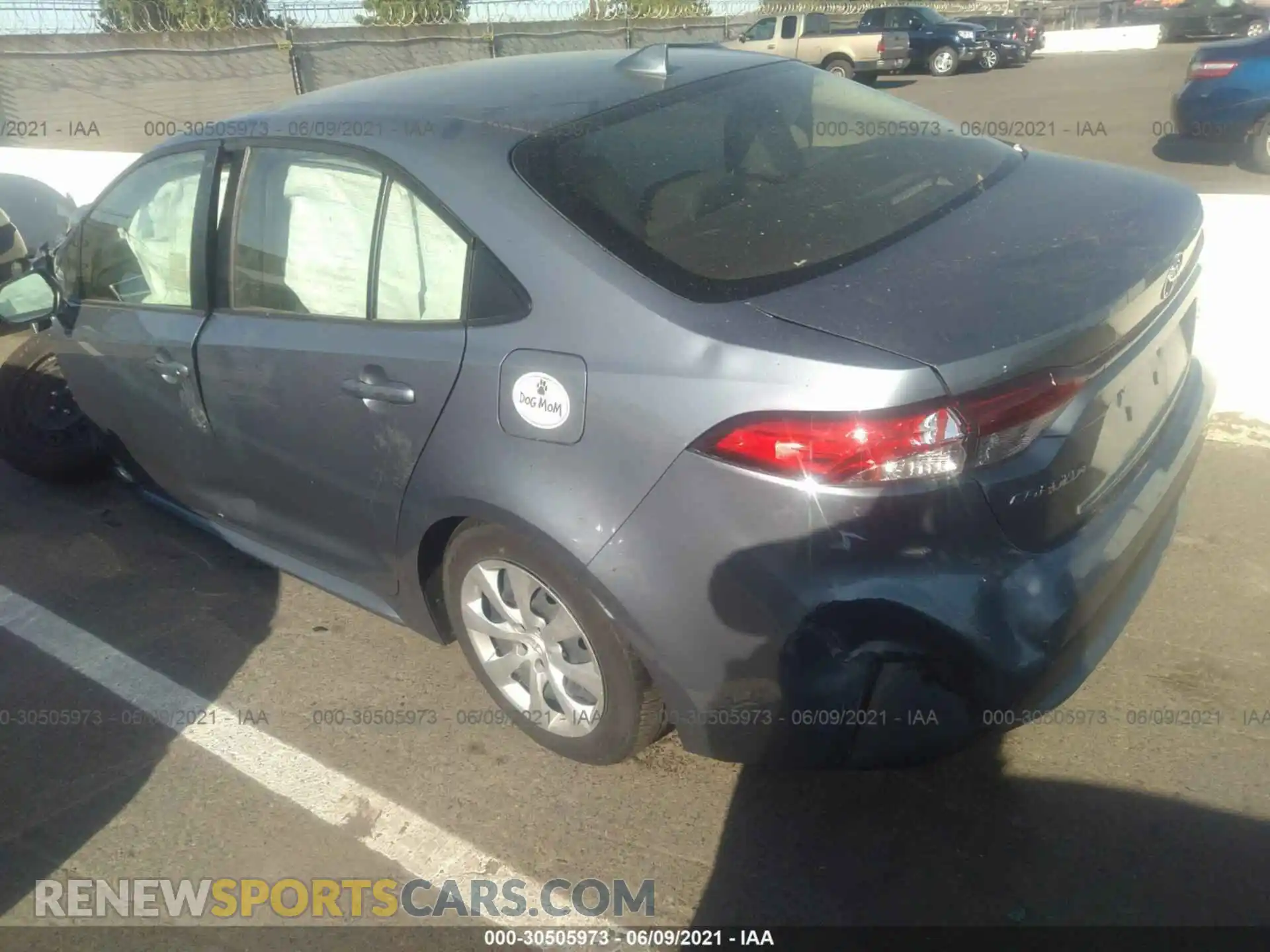 3 Photograph of a damaged car JTDEPRAEXLJ071561 TOYOTA COROLLA 2020