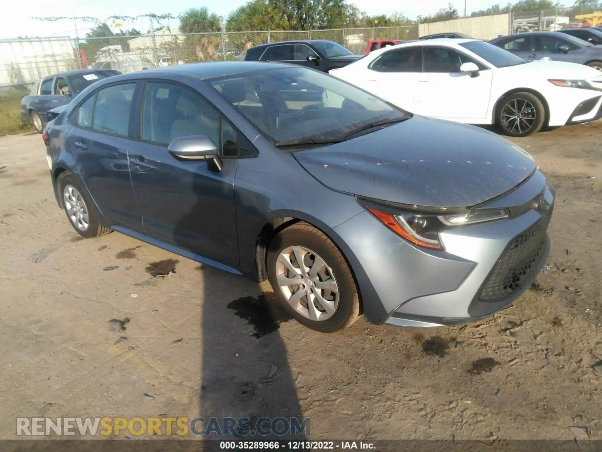 1 Photograph of a damaged car JTDEPRAEXLJ095567 TOYOTA COROLLA 2020