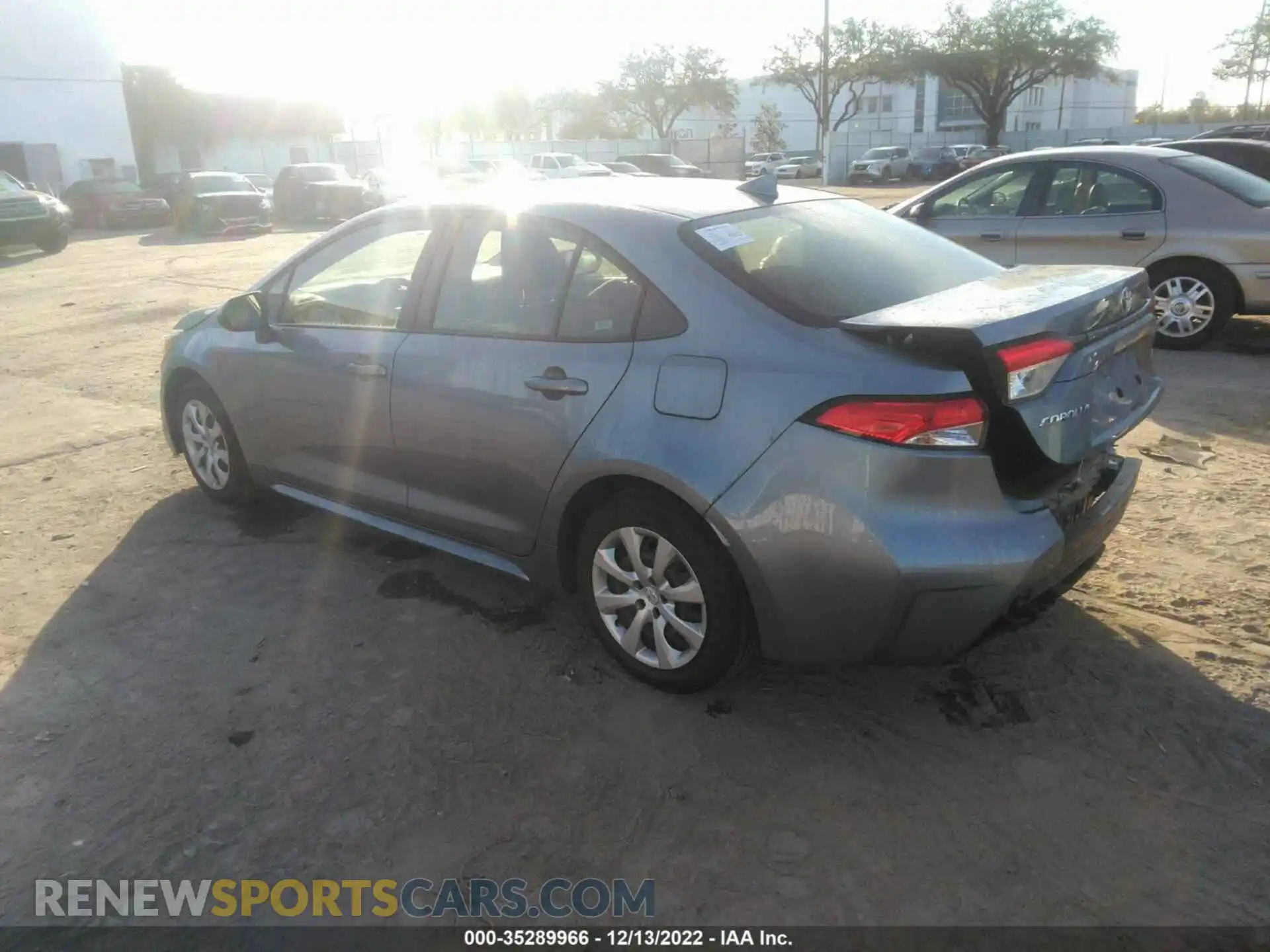 3 Photograph of a damaged car JTDEPRAEXLJ095567 TOYOTA COROLLA 2020