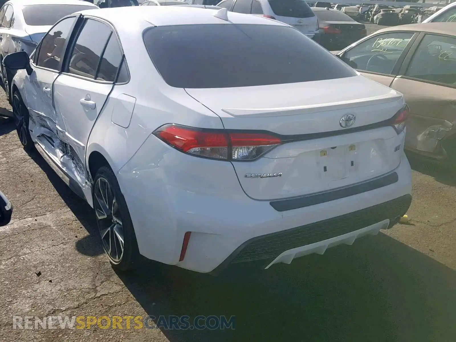 3 Photograph of a damaged car JTDP4RCE1LJ017595 TOYOTA COROLLA 2020