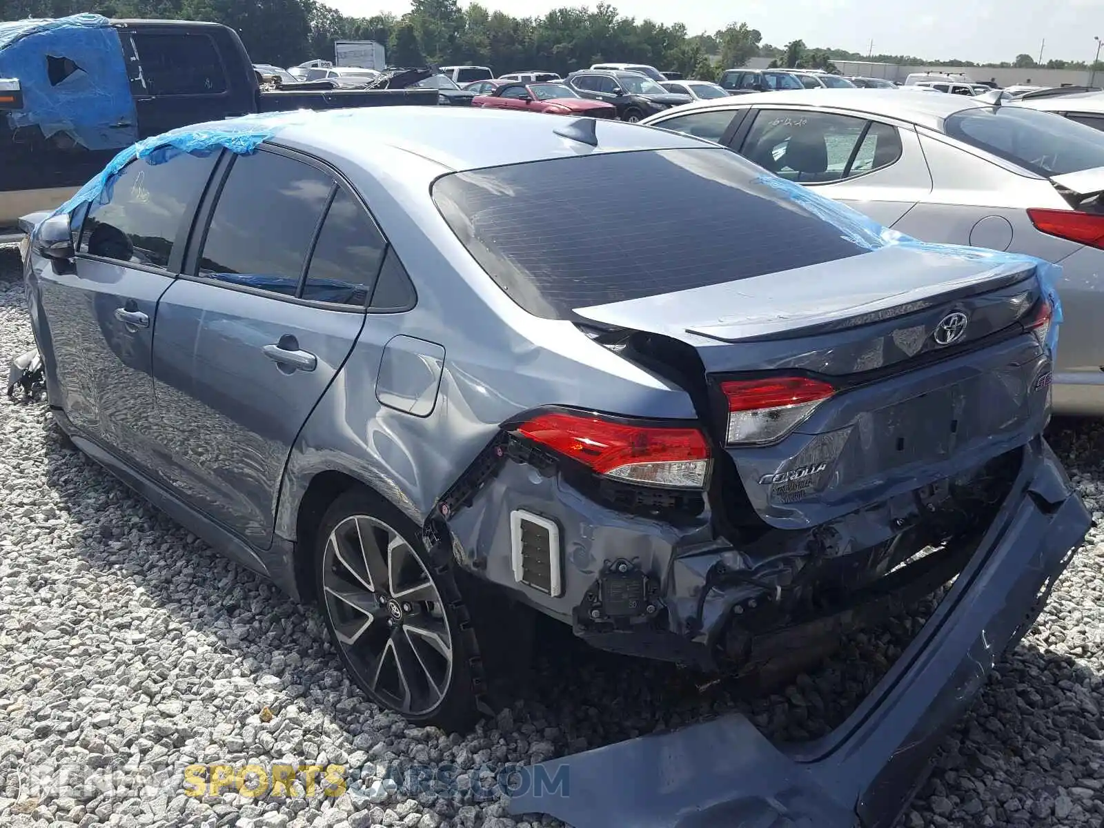 3 Photograph of a damaged car JTDP4RCE1LJ028838 TOYOTA COROLLA 2020