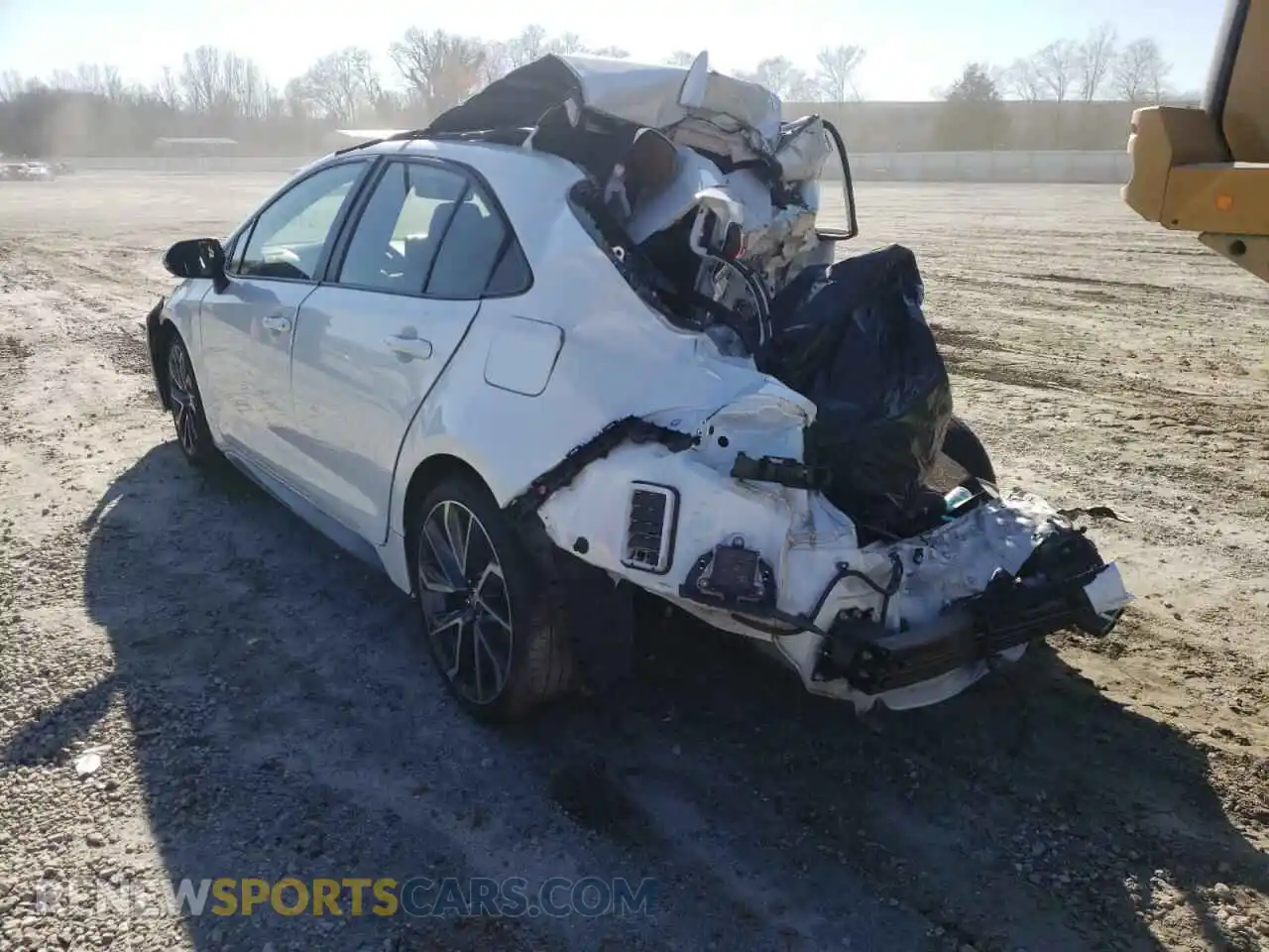 3 Photograph of a damaged car JTDP4RCE2LJ043509 TOYOTA COROLLA 2020