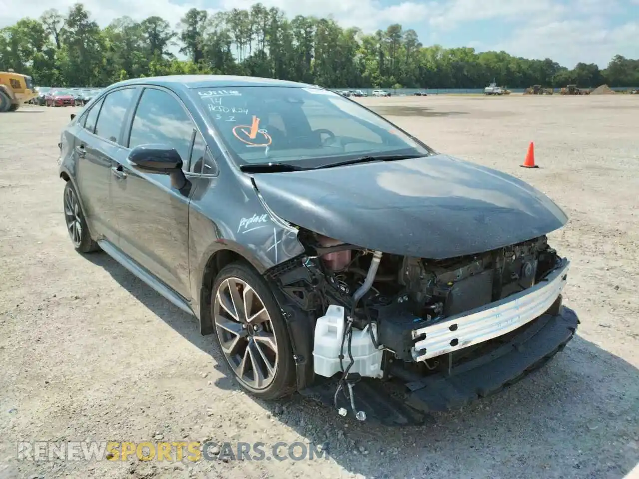 1 Photograph of a damaged car JTDP4RCE4LJ015940 TOYOTA COROLLA 2020