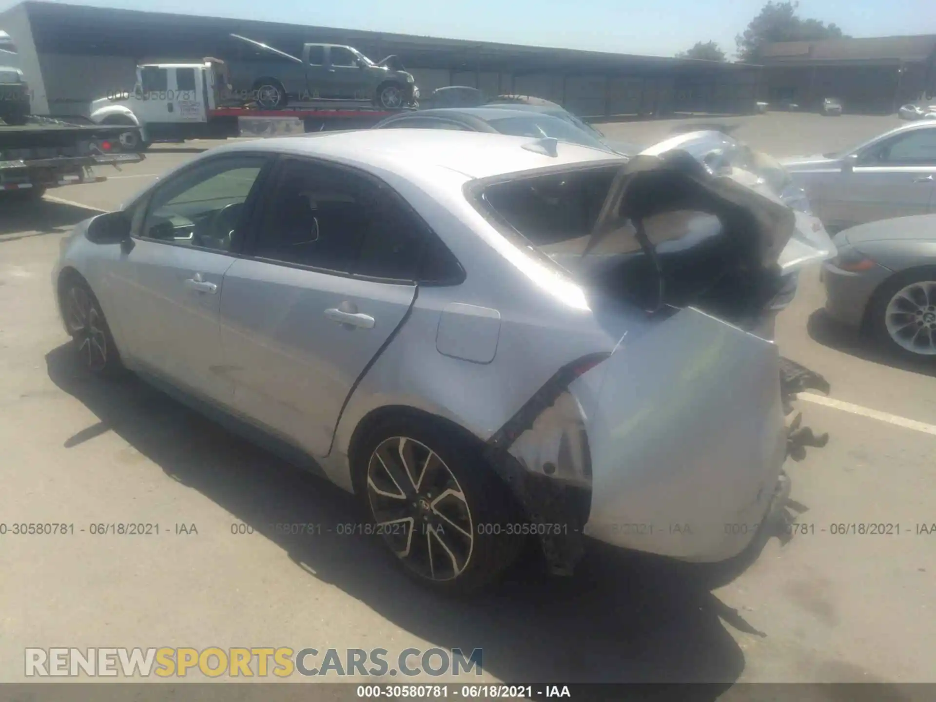 3 Photograph of a damaged car JTDP4RCE5LJ030737 TOYOTA COROLLA 2020