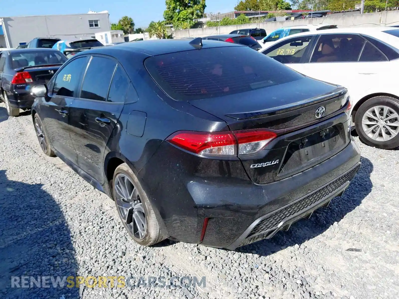 3 Photograph of a damaged car JTDP4RCE6LJ017625 TOYOTA COROLLA 2020
