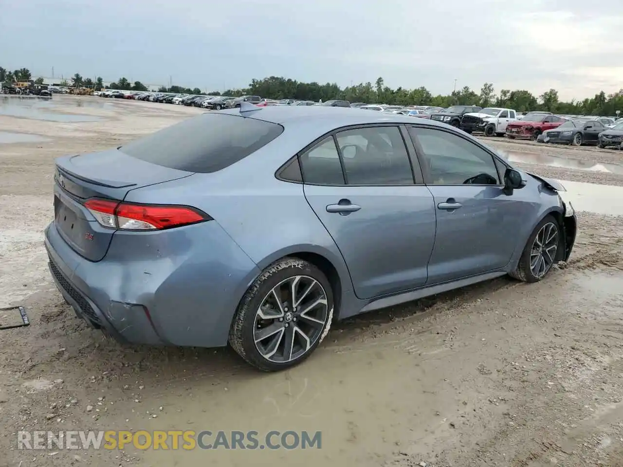 3 Photograph of a damaged car JTDP4RCE8LJ006531 TOYOTA COROLLA 2020