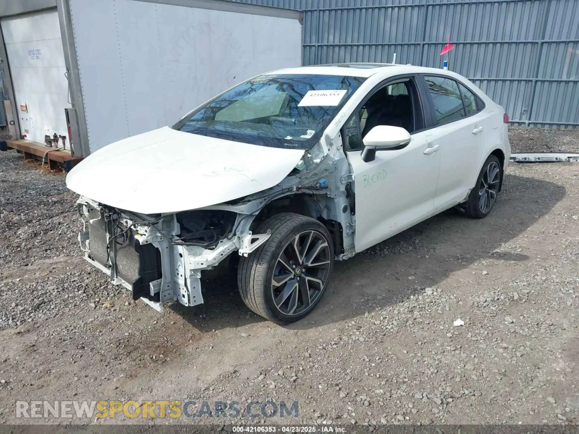 2 Photograph of a damaged car JTDP4RCE9LJ000933 TOYOTA COROLLA 2020