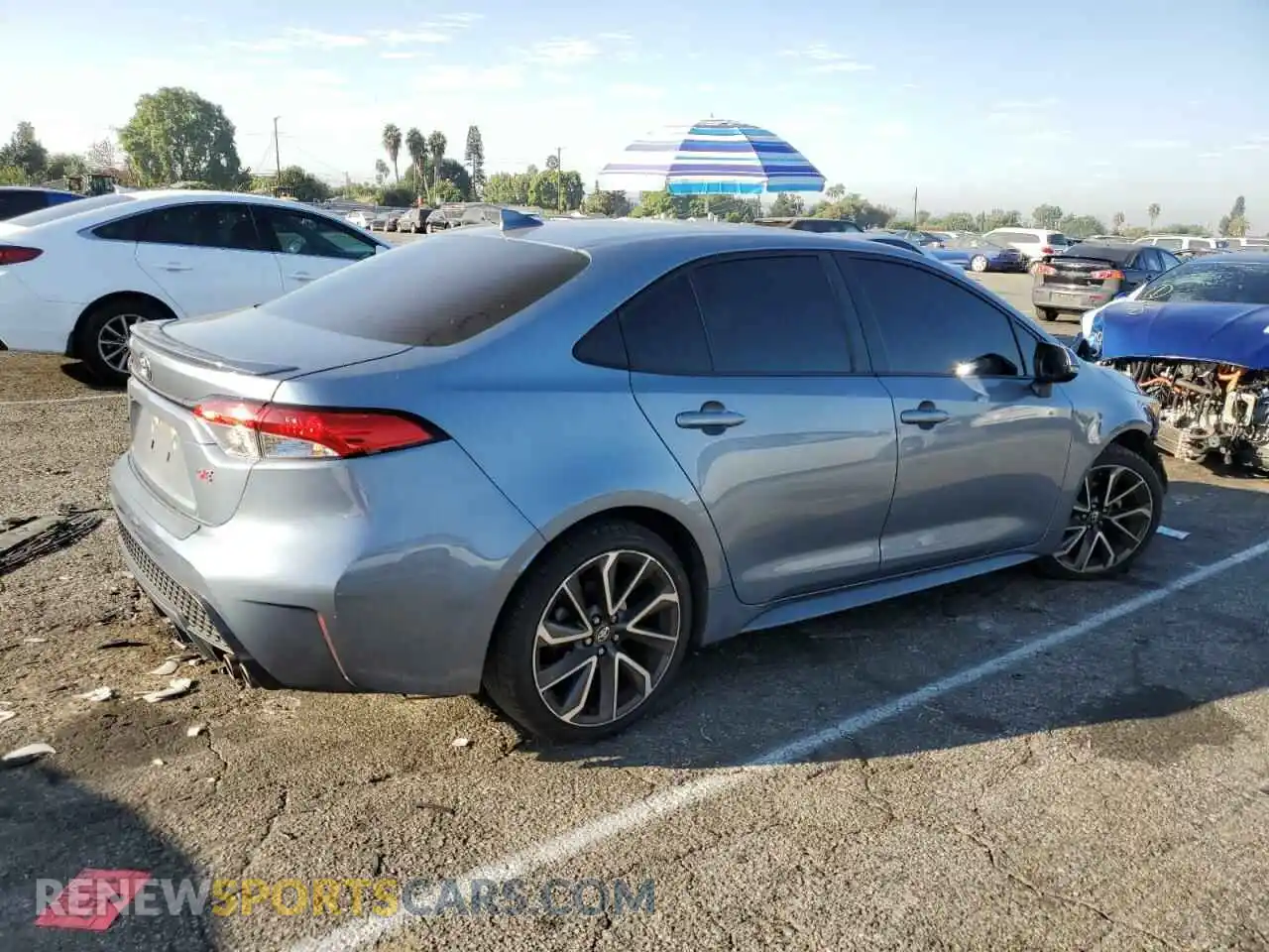 3 Photograph of a damaged car JTDP4RCE9LJ016517 TOYOTA COROLLA 2020