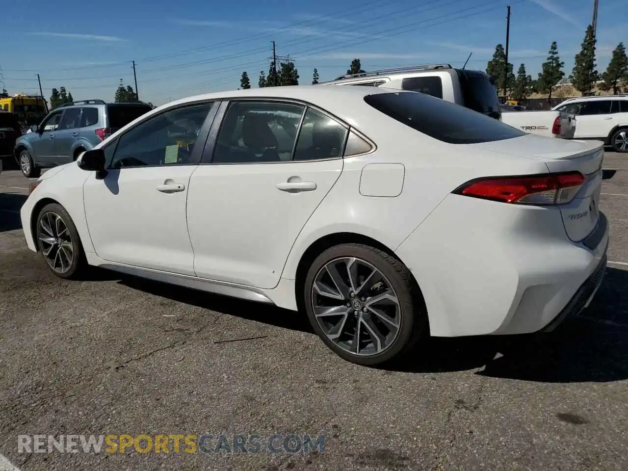 2 Photograph of a damaged car JTDS4RCE0LJ014262 TOYOTA COROLLA 2020