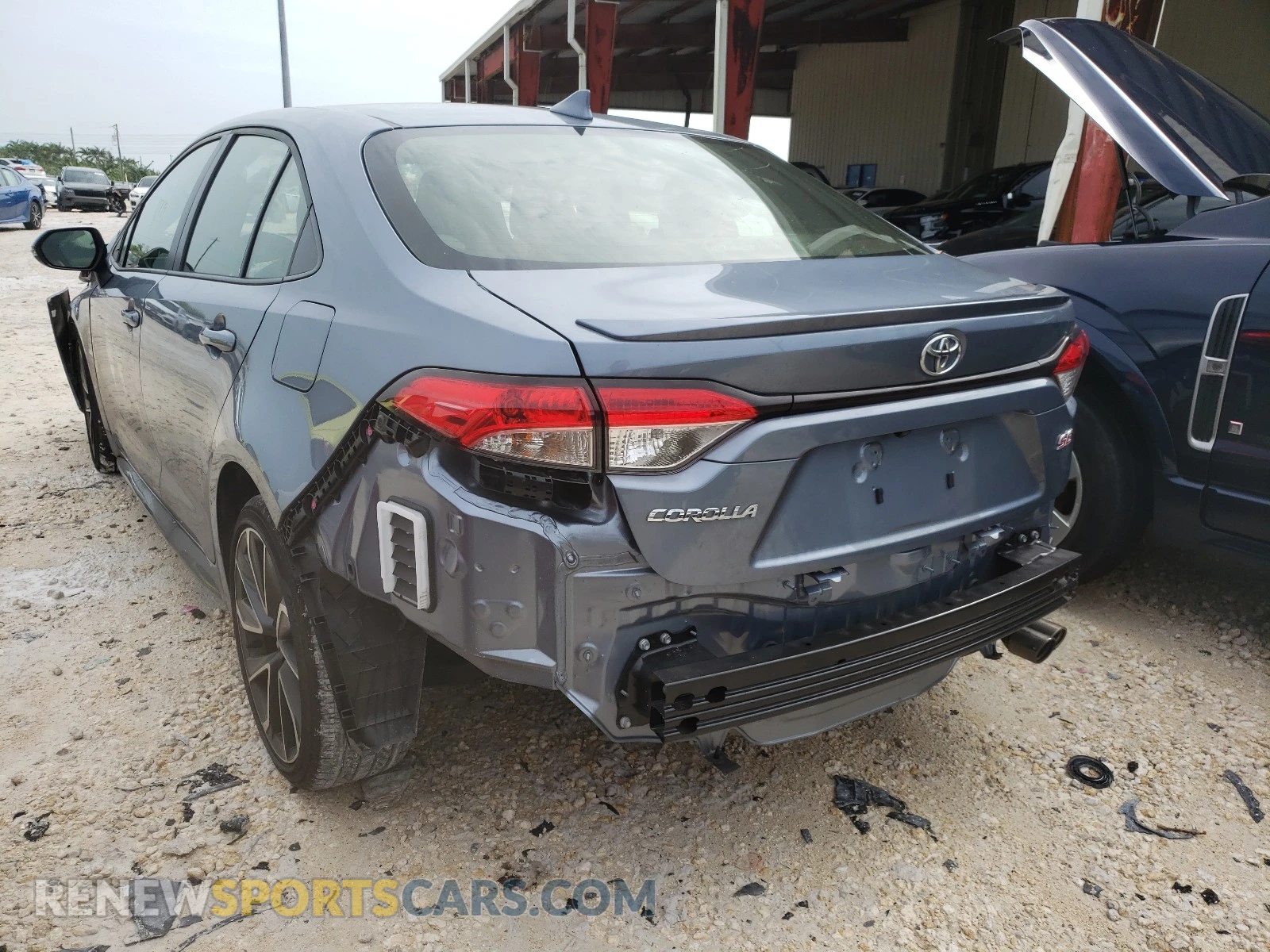 3 Photograph of a damaged car JTDS4RCE0LJ046533 TOYOTA COROLLA 2020