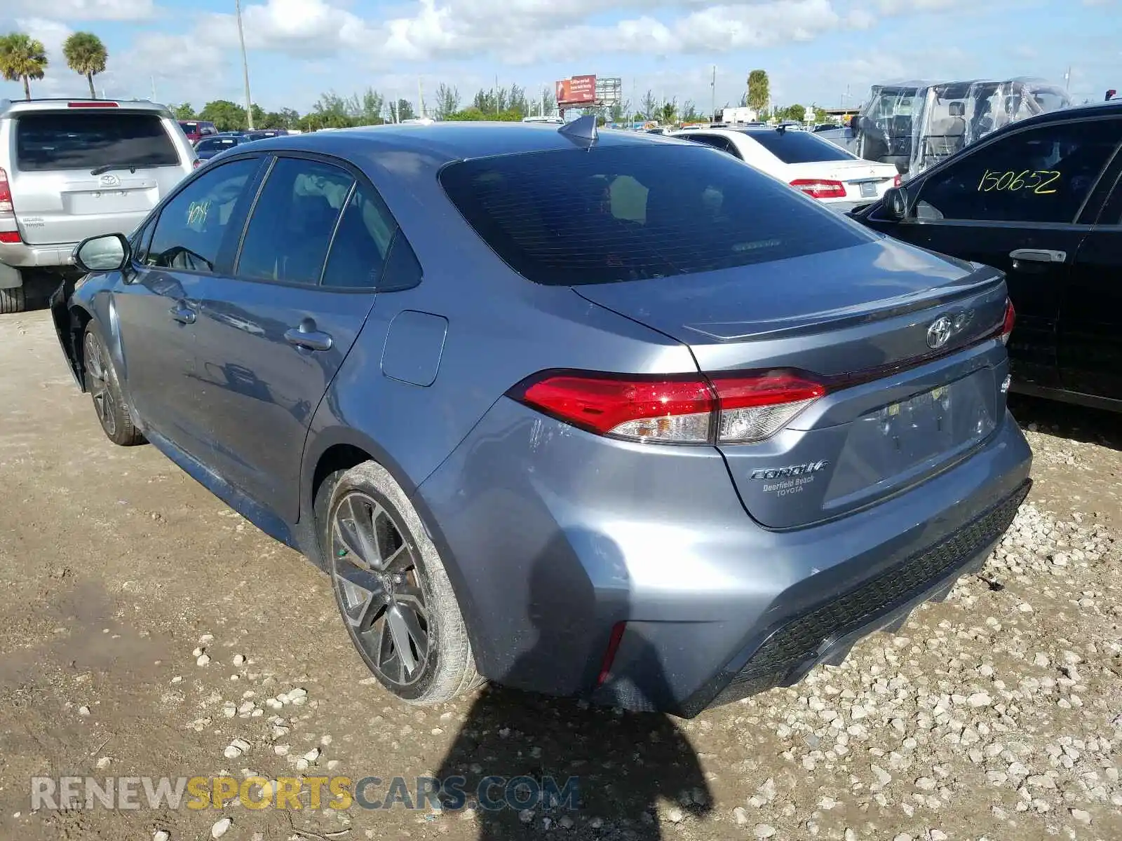 3 Photograph of a damaged car JTDS4RCE1LJ026680 TOYOTA COROLLA 2020