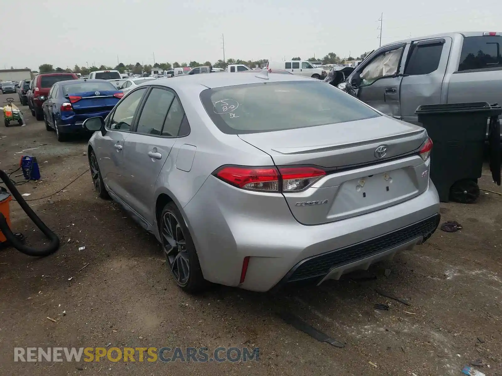 3 Photograph of a damaged car JTDS4RCE2LJ024615 TOYOTA COROLLA 2020