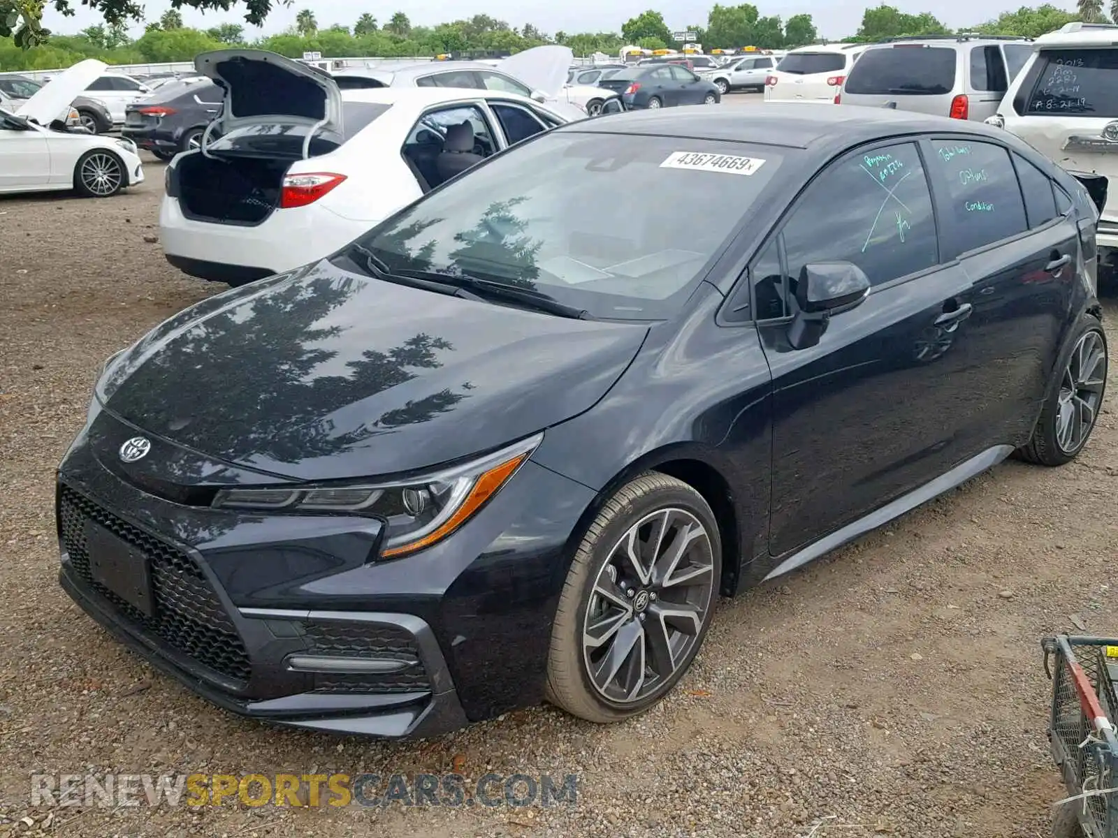 2 Photograph of a damaged car JTDS4RCE3LJ012909 TOYOTA COROLLA 2020