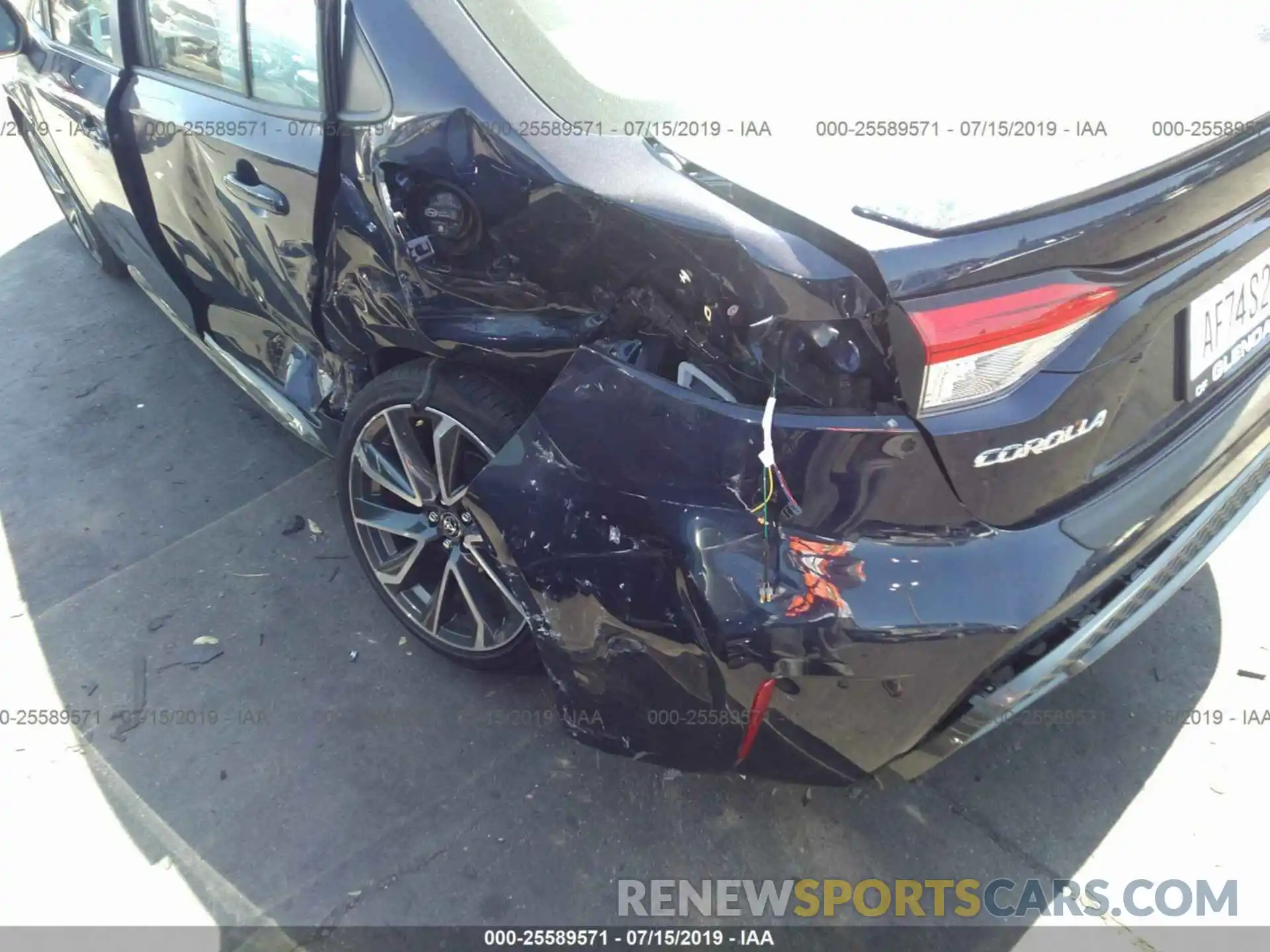 6 Photograph of a damaged car JTDS4RCE4LJ015270 TOYOTA COROLLA 2020