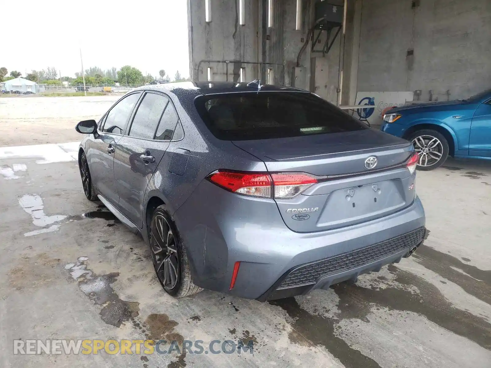 3 Photograph of a damaged car JTDS4RCE5LJ005492 TOYOTA COROLLA 2020
