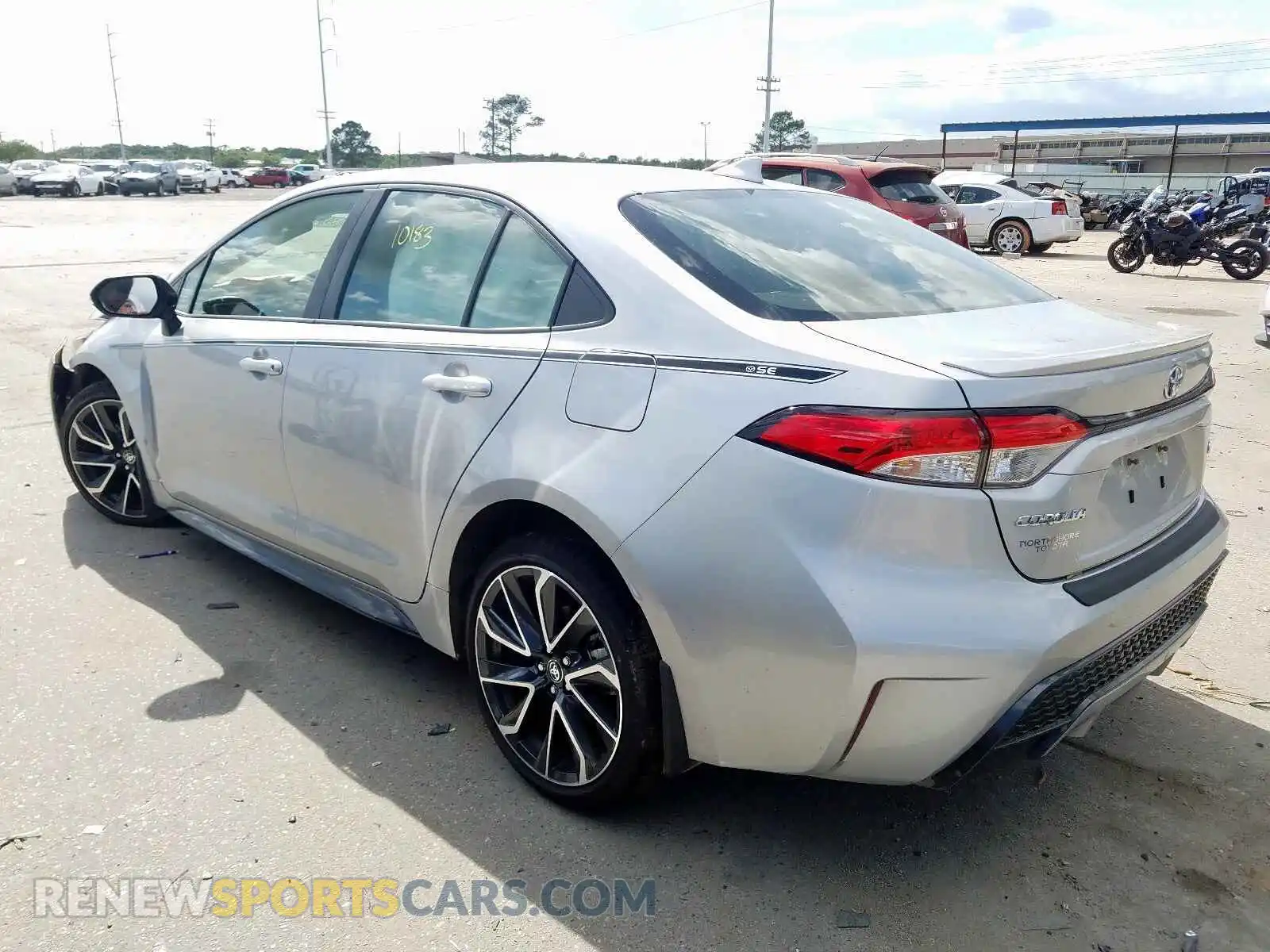 3 Photograph of a damaged car JTDS4RCE5LJ015682 TOYOTA COROLLA 2020