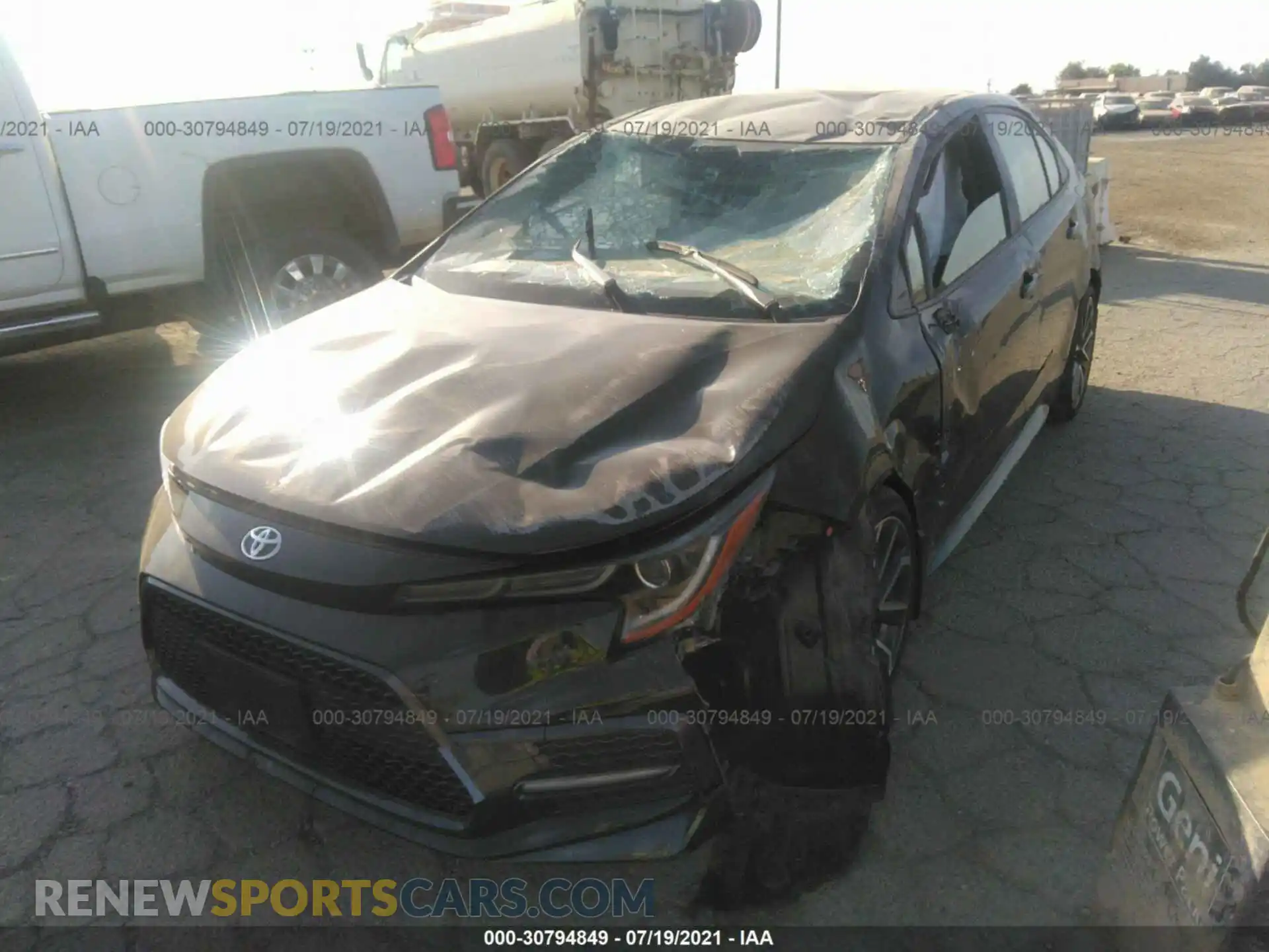 2 fotografías del automóvil dañado JTDS4RCE5LJ041280 TOYOTA COROLLA 2020
