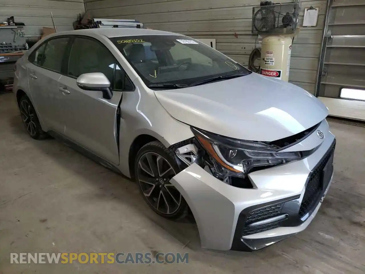 1 Photograph of a damaged car JTDS4RCE7LJ013447 TOYOTA COROLLA 2020
