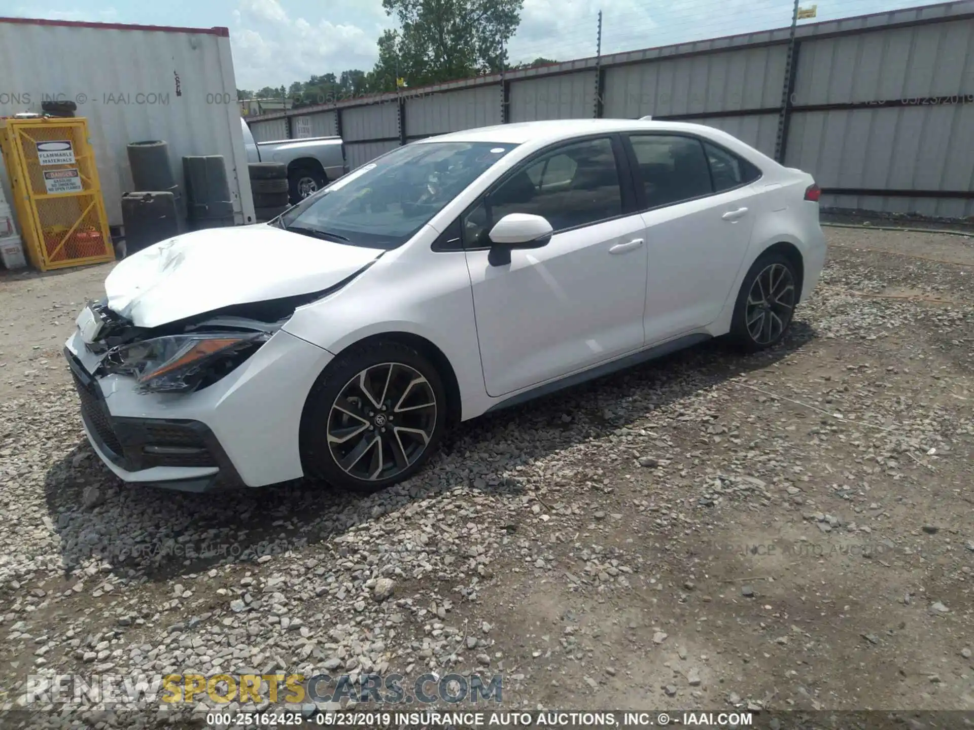 2 Photograph of a damaged car JTDS4RCE9LJ001865 TOYOTA COROLLA 2020