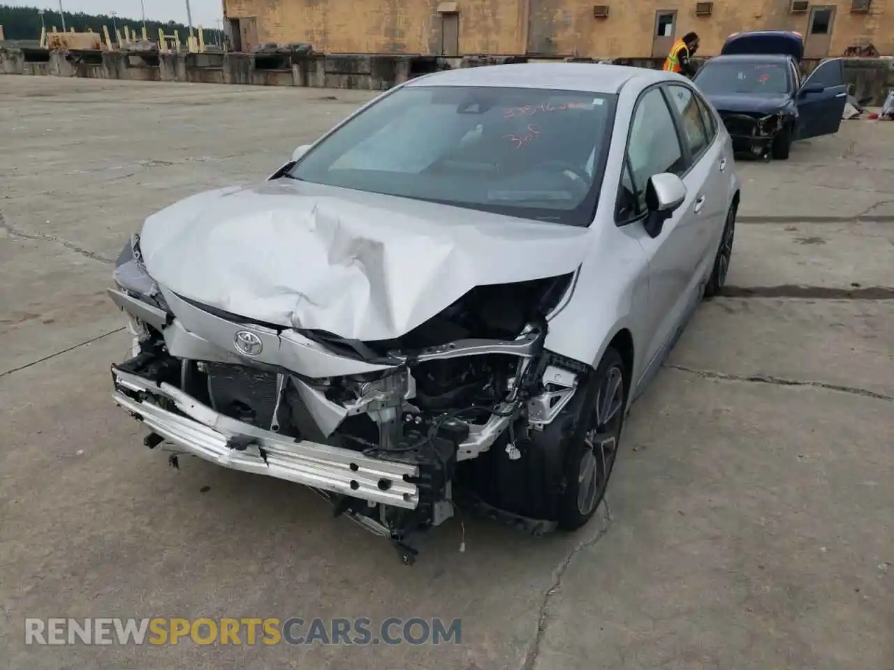 2 Photograph of a damaged car JTDS4RCE9LJ025762 TOYOTA COROLLA 2020