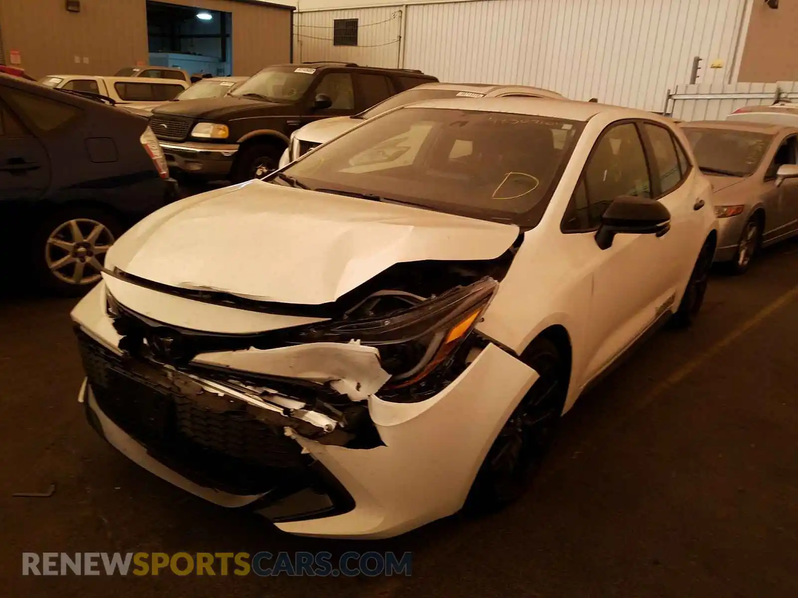 2 Photograph of a damaged car JTND4RBEXL3082529 TOYOTA COROLLA 2020