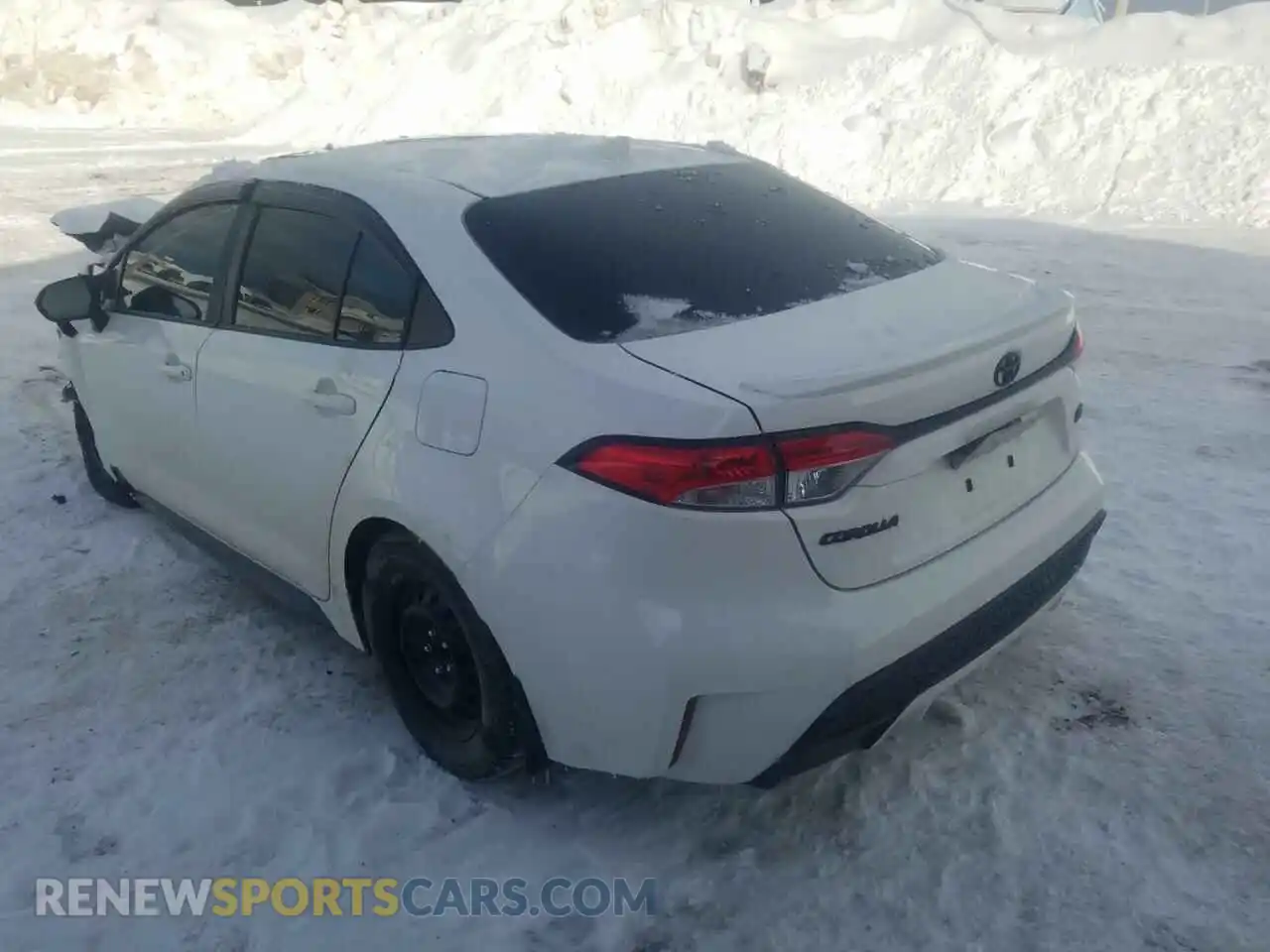 3 Photograph of a damaged car 5YFB4MBE6MP081272 TOYOTA COROLLA 2021