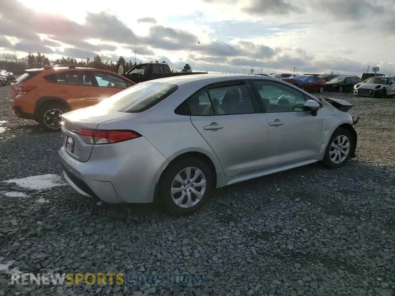3 Photograph of a damaged car 5YFBPMBE5MP215003 TOYOTA COROLLA 2021