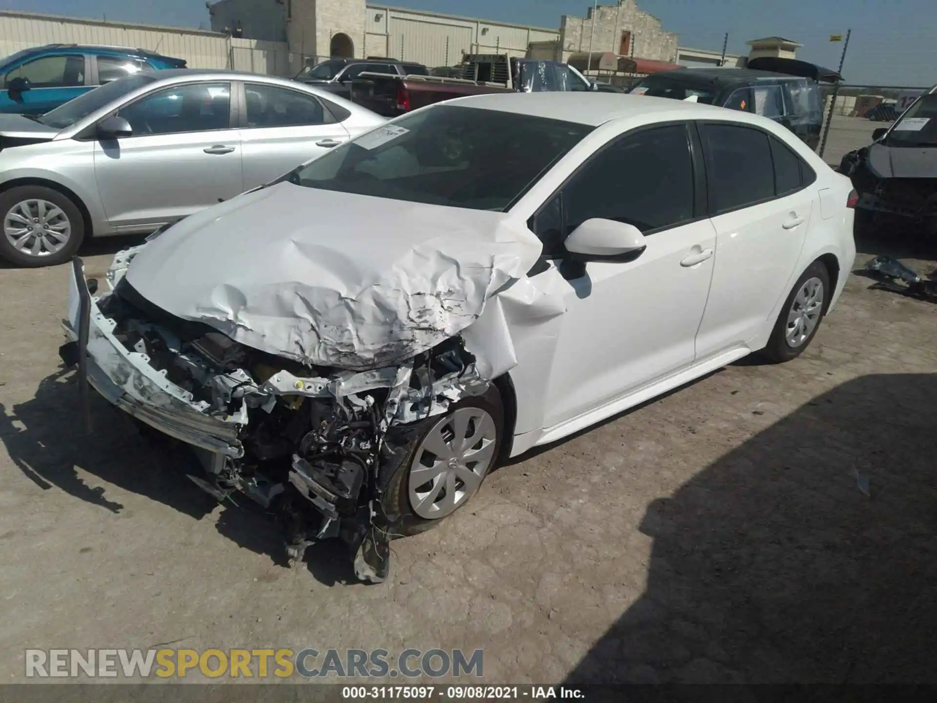 2 fotografías del automóvil dañado 5YFDPMAE2MP148323 TOYOTA COROLLA 2021